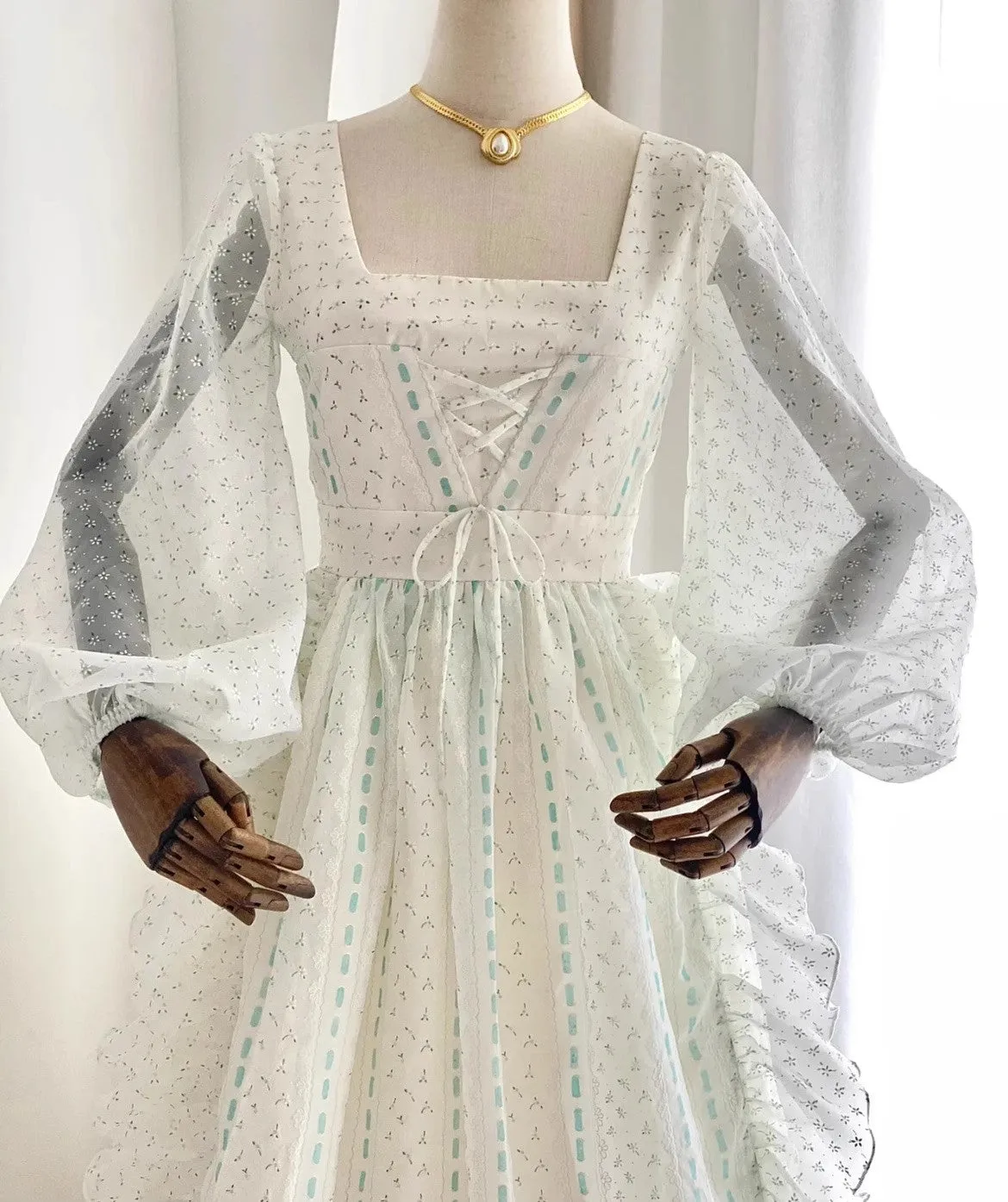 1900s Royalcore Square Collar Puff Sleeves Dress