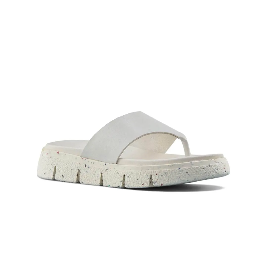 Cougar - Women's Ponyo Luxmotion Leather Thong Sandals (PONYO-ICE)