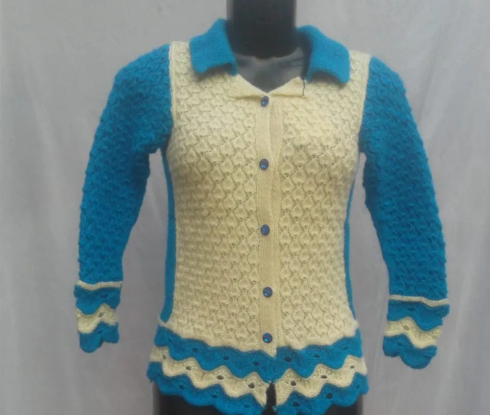 Full Sleeve Graminarts Handmade Collar Neck Style Women Cardigan - Cream & Blue