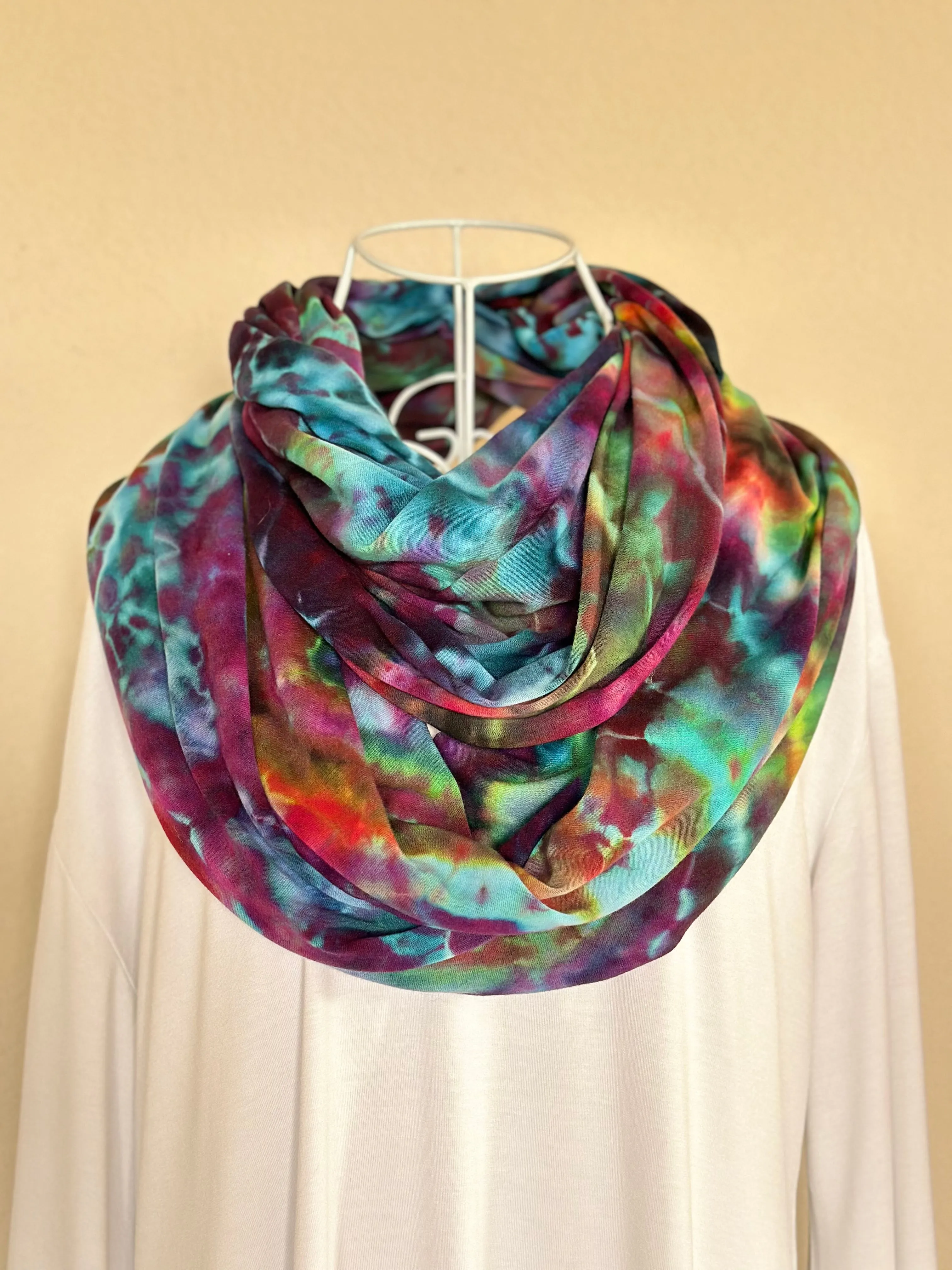 Geode Bamboo Cotton Infinity Scarf in ‘Gypsy Heart’