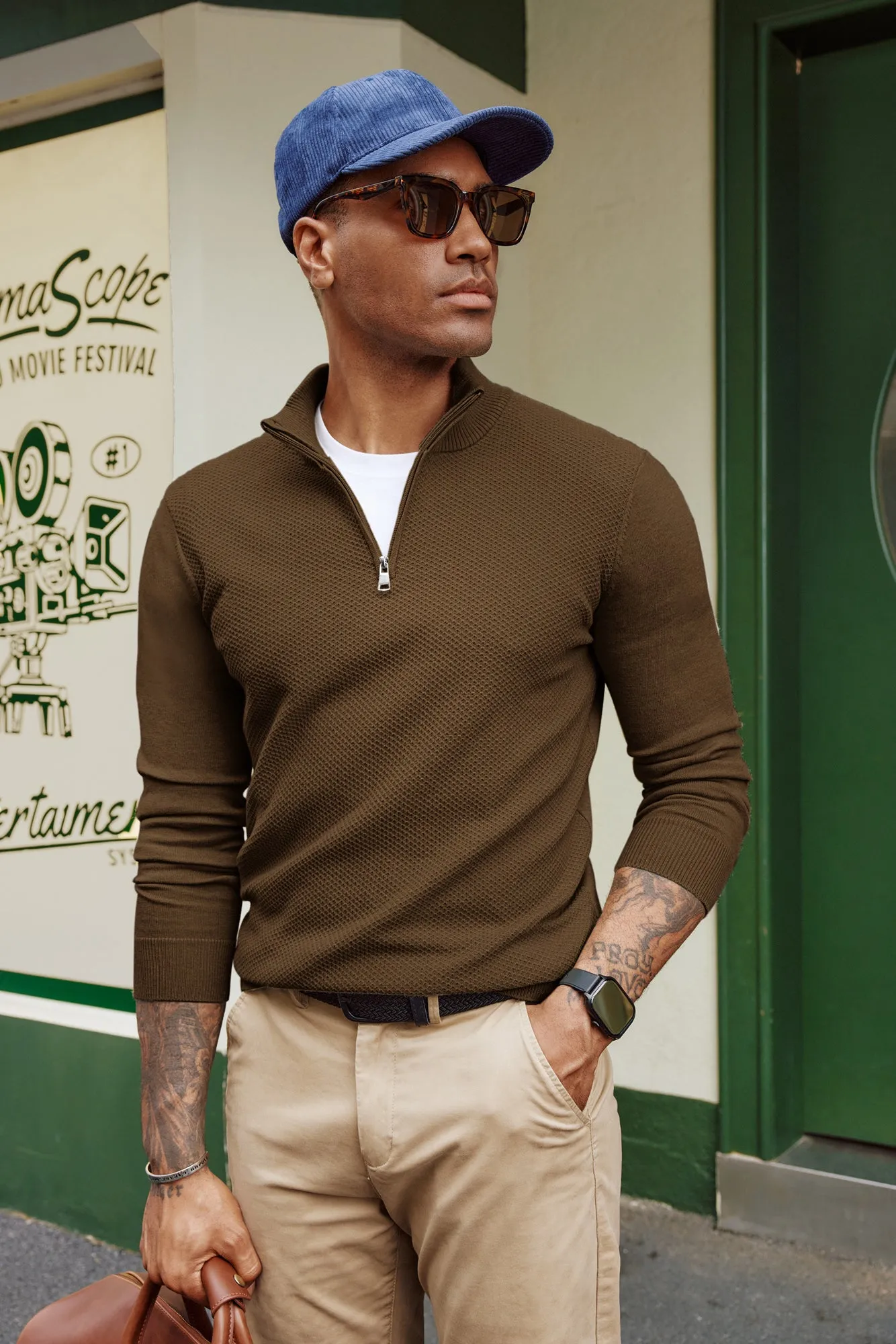 Men Textured Sweater Long Sleeve Stand Collar Zip-up Neck Pullover Knitwear