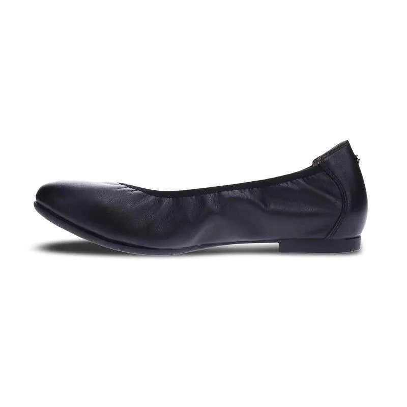 Revere Women's Nairobi Slip On Flat Shoe - Black Lizard