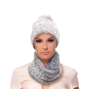 Stylish Gray Cable Knit Scarf and Hat Set