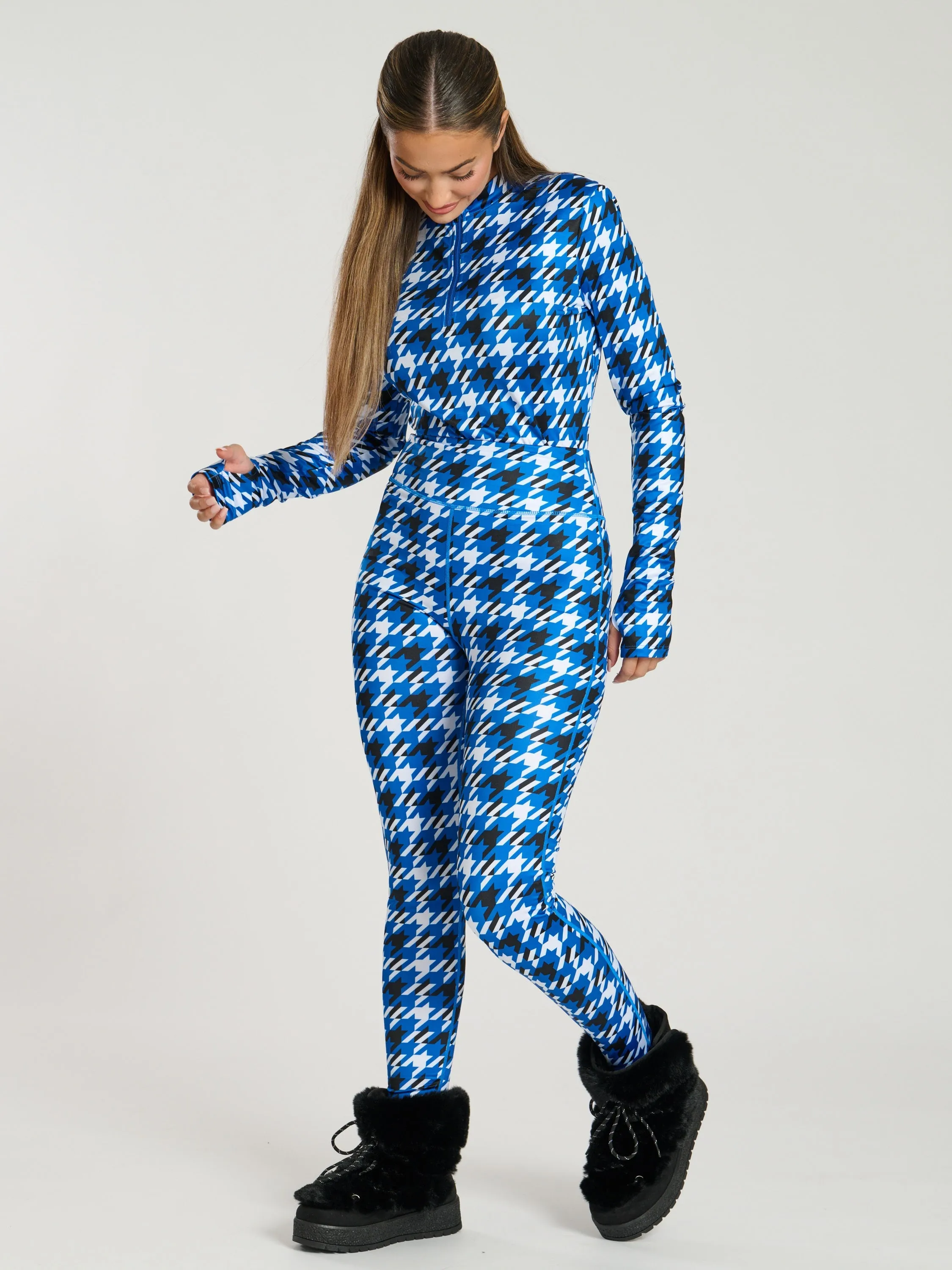 The 'Alpine' legging in cobalt houndstooth