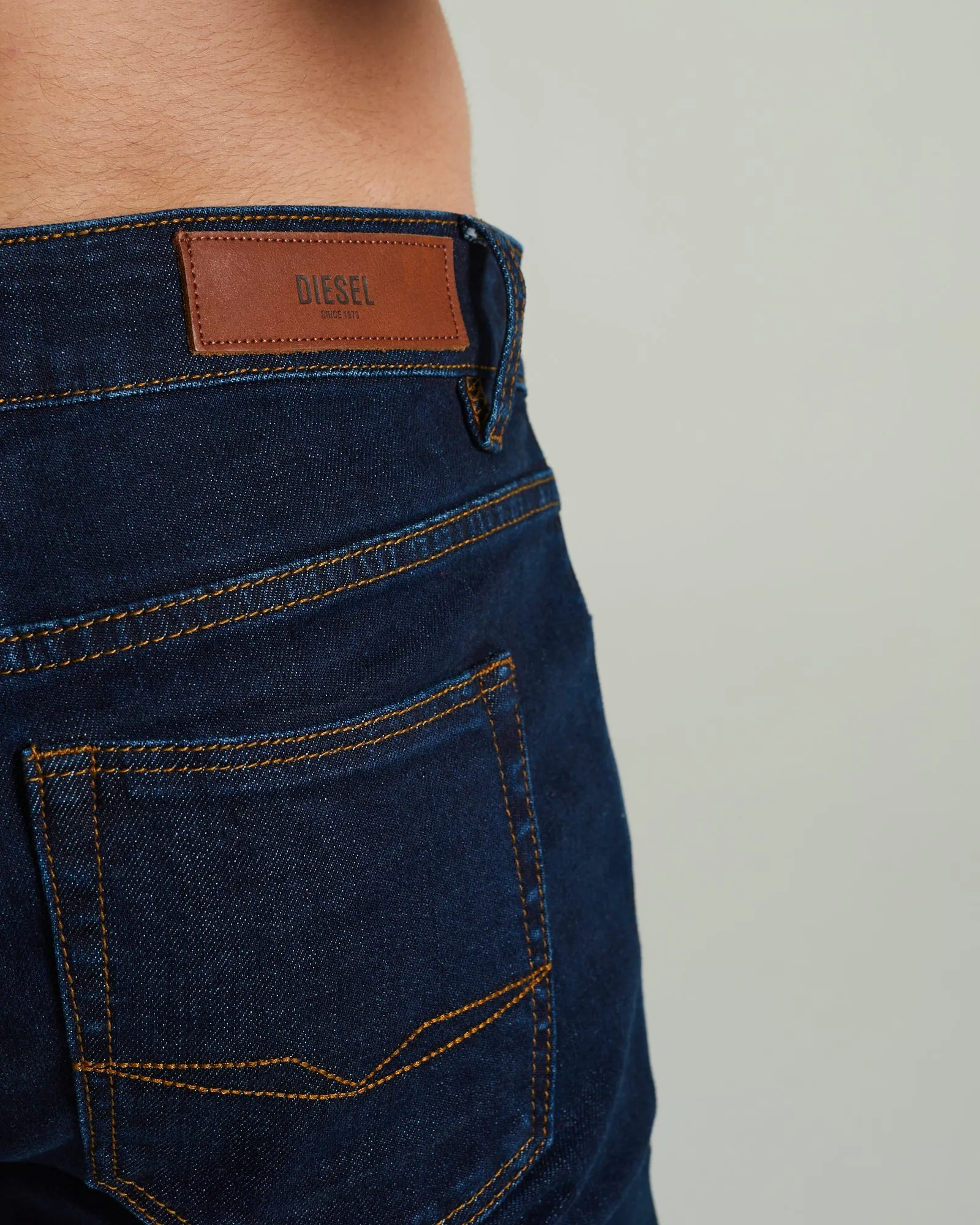 Wilson Straight Indigo Raw