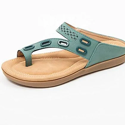 Women flat ring toe summer 
slide sandals