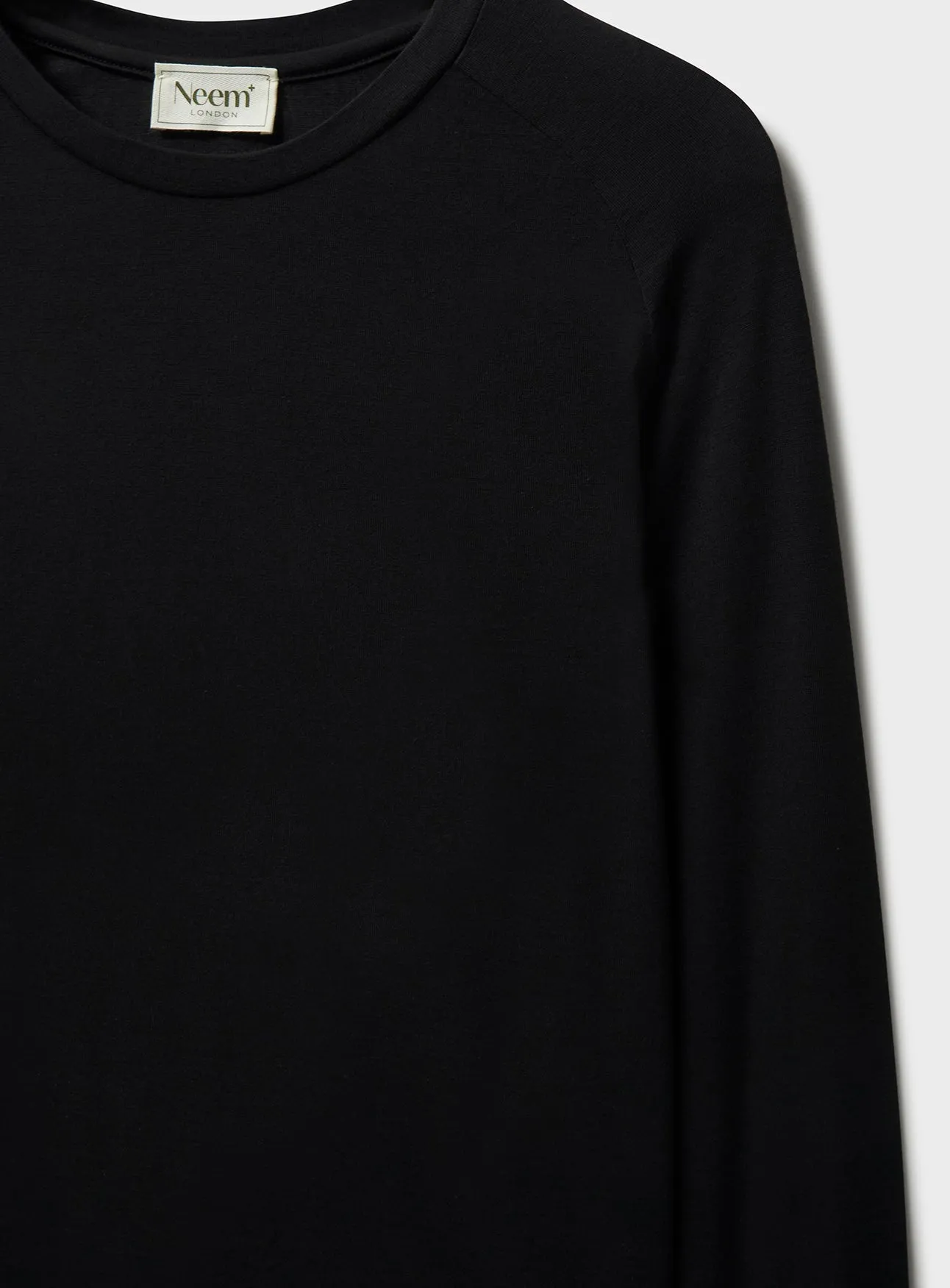 ZQ Merino Super 120s Wool Jersey Black Crew neck